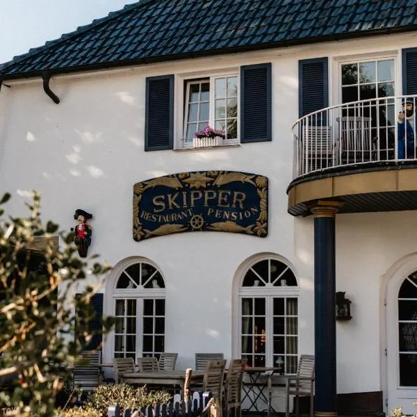 Restaurant & Pension Skipper Zingst，位于青斯特的酒店