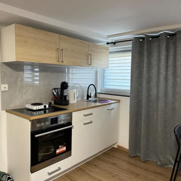 Studio apartment,位于卡尔本的酒店