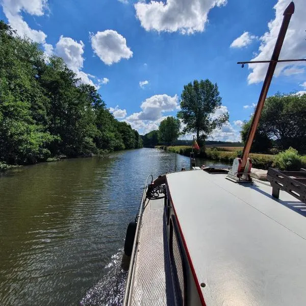 Péniche Sir Lancelot，位于Thuin的酒店