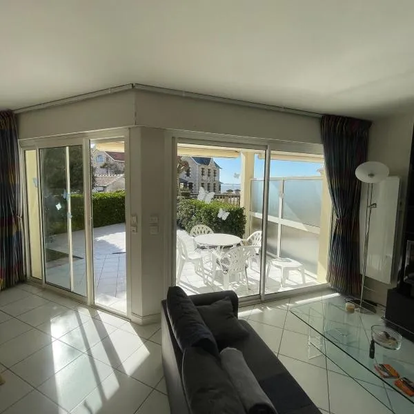 Bel appartement vue mer，位于鲁瓦扬的酒店