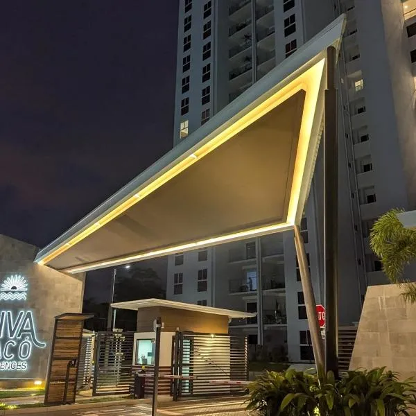 Jaco Beach, Viva Jaco, AC, HOT water, 3 Pools, BBQ, Gym, Co-Work, Games, Ranchos，位于雅科的酒店