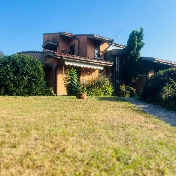 Villa Francesca BeB，位于格鲁梅洛德尔蒙泰的酒店