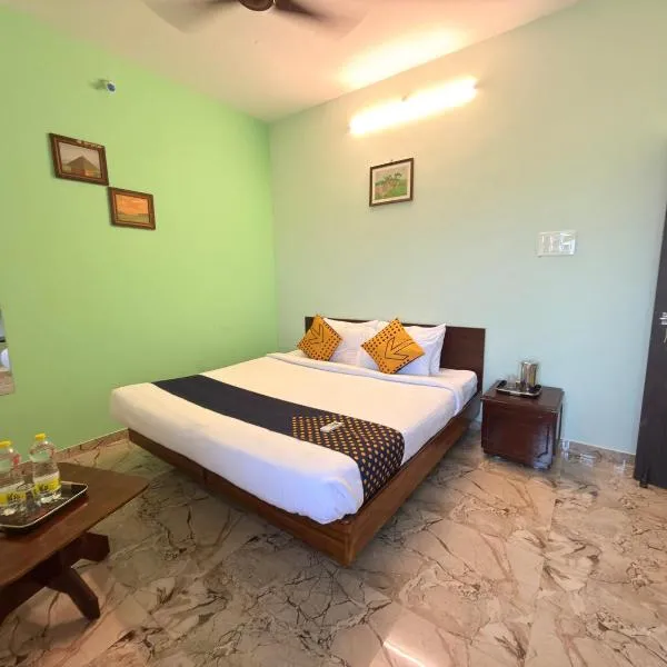 Naadi Grand Inn，位于坦贾武尔的酒店