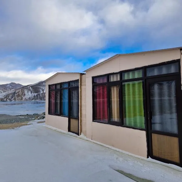 pangong rainbow cottage，位于Lukung的酒店