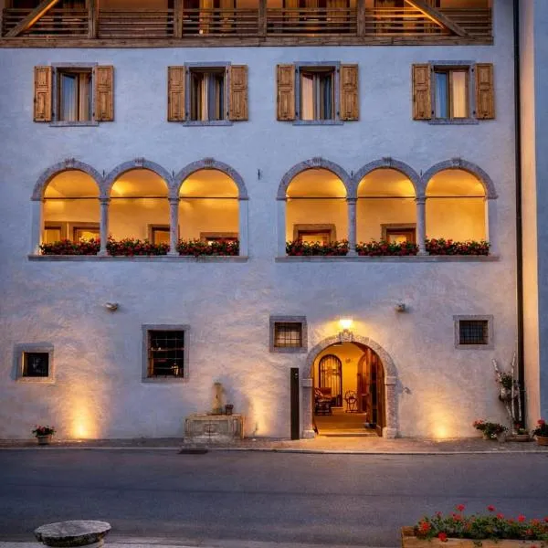 Hotel Soran，位于圣洛伦佐因巴纳莱的酒店