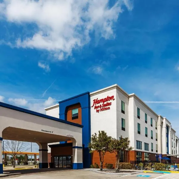 Hampton Inn & Suites by Hilton Tomball Houston NW，位于汤博尔的酒店