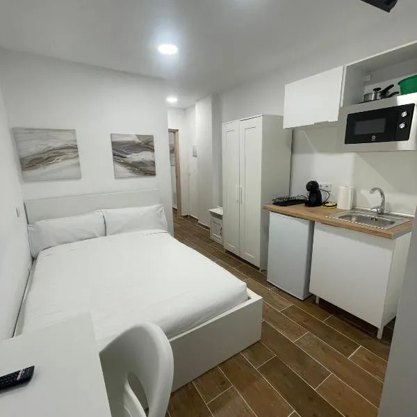 Apartamentos Alcorcón Central by gaiarooms，位于阿尔考空的酒店