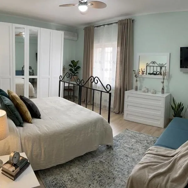 Casa Dolce Casa sesto e settimo ospite alloggiano gratis，位于泰卡斯的酒店