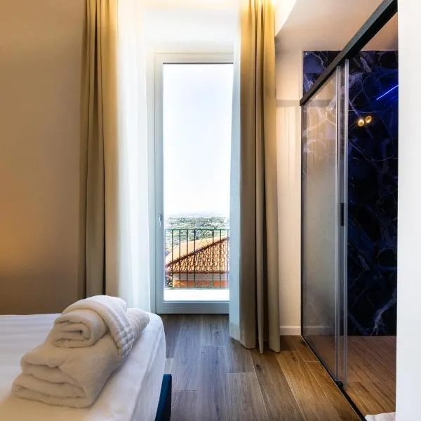 Ariccia Luxury House camere di charme con spa privata per soggiorni romantici，位于阿里恰的酒店