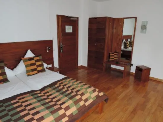 Hotel Nassauer Hof,位于Kiedrich的酒店