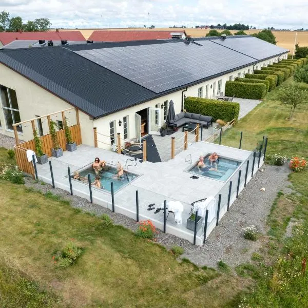 奥罗姆斯尼加德农场酒店，位于Löderup的酒店