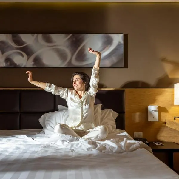 UNAHOTELS Villa dei Platani Foligno，位于福利尼奥的酒店