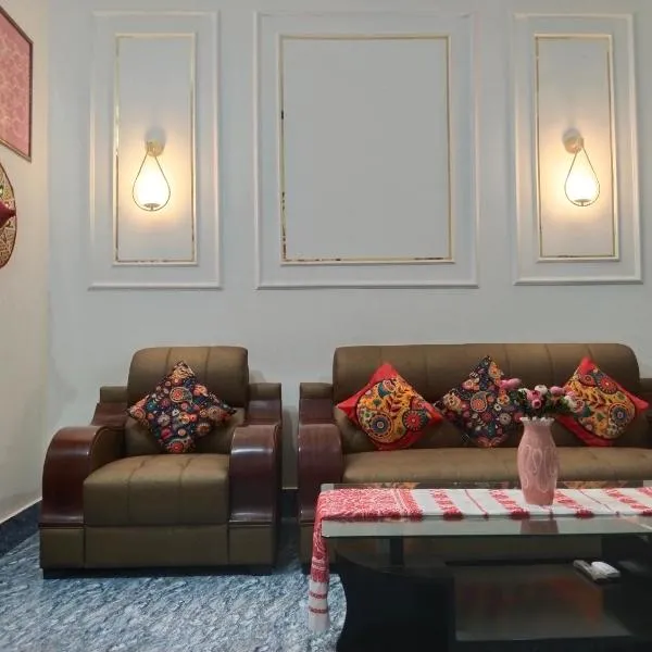 Bhanu Homestay，位于Nowgong的酒店