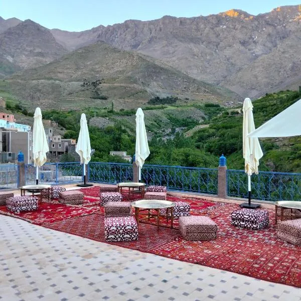 Riad Dar Amgdoule Tacheddirt，位于Tacheddirt的酒店