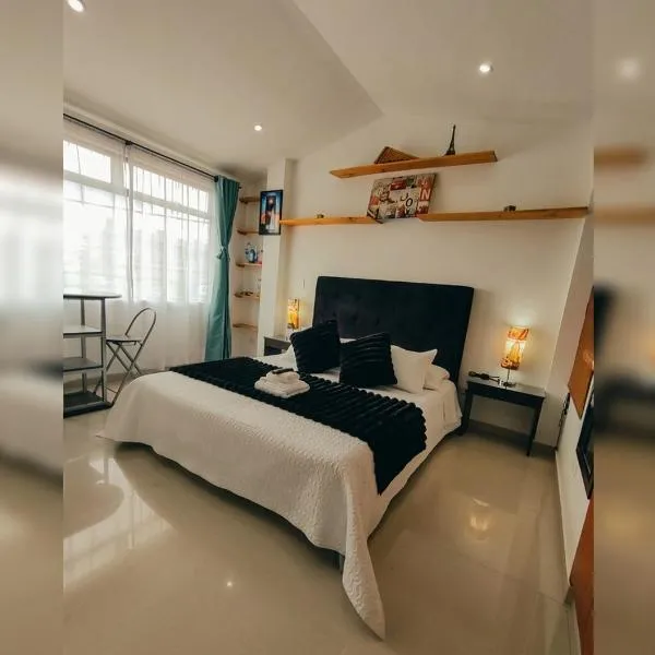 HABITACIÓN AMPLIA y CÓMODA CON BAÑO PRIVADO，位于奇亚的酒店