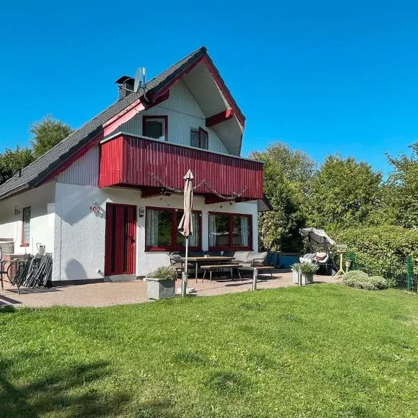 Ferienhaus "Bären Ecke" am See im Bergland，位于基希海姆的酒店