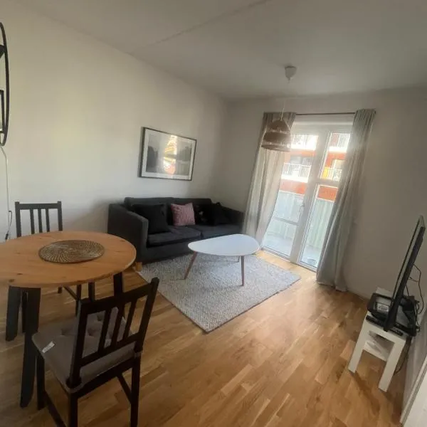 Nice flat in Barkarby，位于耶尔费拉的酒店