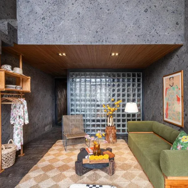The Lima Ocean Suites Pererenan,位于坎古的酒店