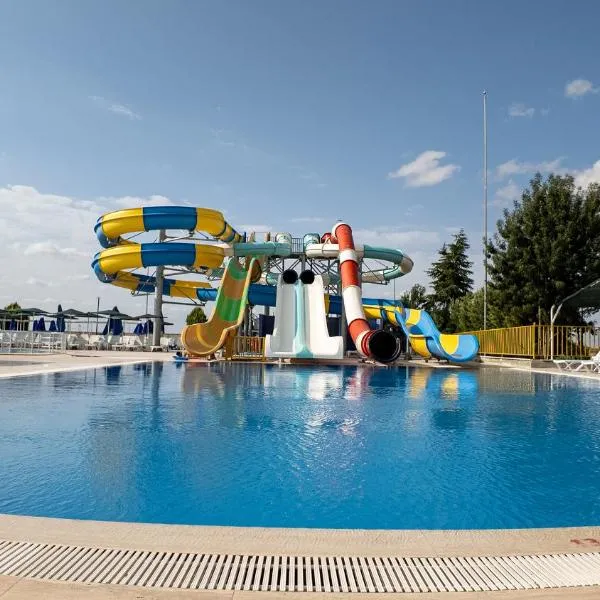 Burgaz Resort Aquapark Hotel，位于Kırklareli的酒店