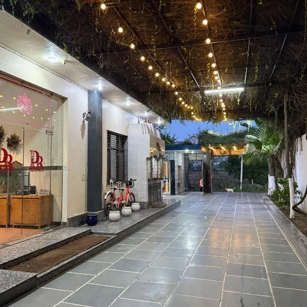 Primrose Hotel,位于Murthal的酒店