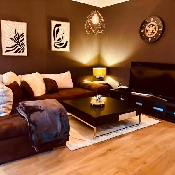 Cosy appartment 5 min to the city and Kirchberg，位于卢森堡的酒店