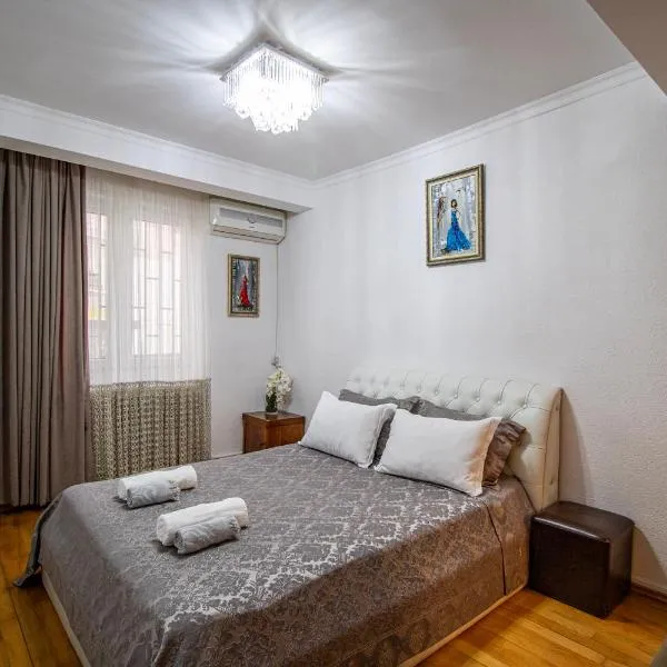 Cozy Apartment on Kostava，位于第比利斯的酒店