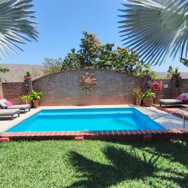 Casa Punta Perula VILLAS，位于Pérula的酒店