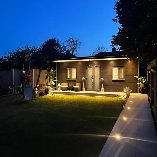 Family cottage，位于埃普瑟姆的酒店