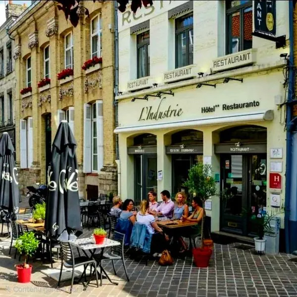 Hôtel Restaurant L'Industrie，位于圣奥梅尔的酒店