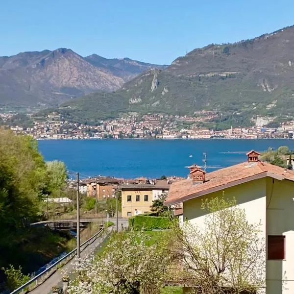 Casa Fiocco vista Lago，位于皮索涅的酒店