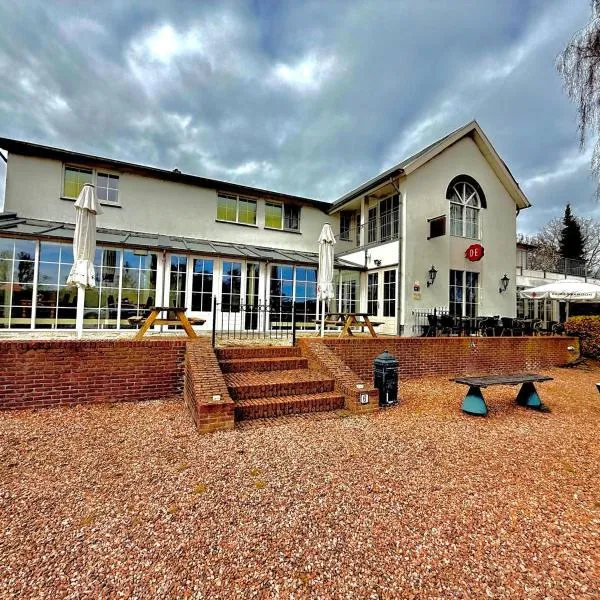 Hotel De Brabantse Biesbosch，位于Werkendam的酒店