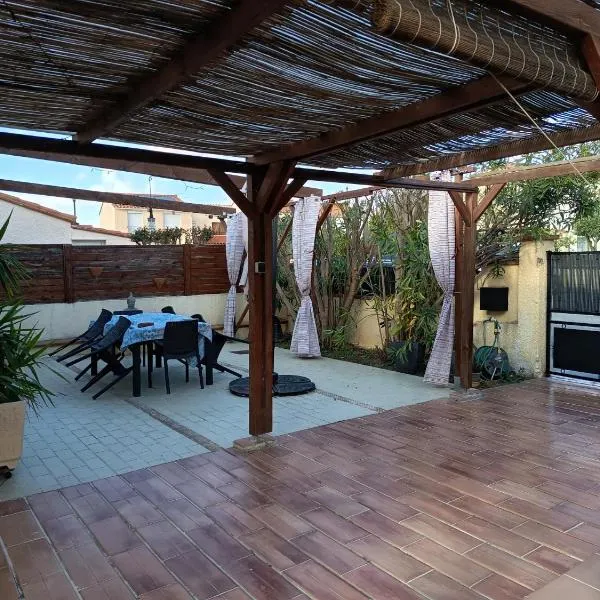 Maison entre mer et montagne，位于Pollestres的酒店