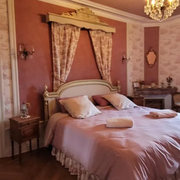 Suite familiale PAMPILLES，位于Condal的酒店