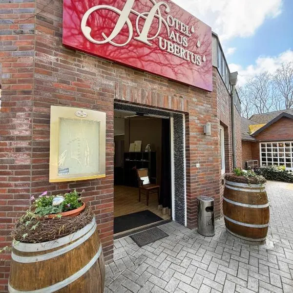 豪斯胡贝图斯酒店，位于施内沃丁根的酒店