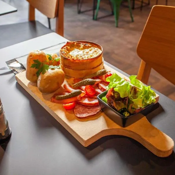 Ibis Pontarlier，位于蓬塔利耶的酒店