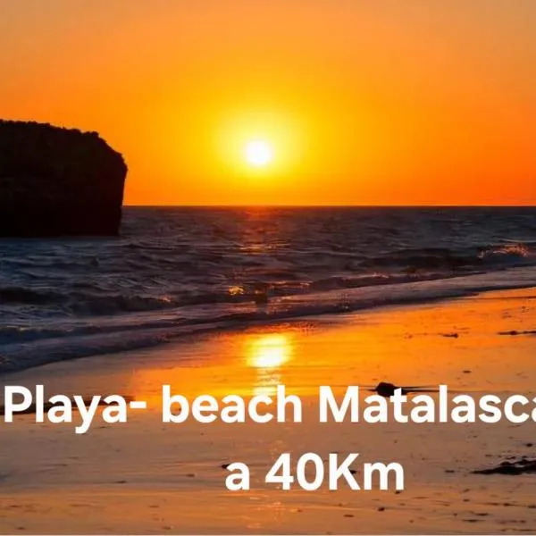 Loft Home Torremirador a 40min Sevilla y Playas de Doñana，位于Villalba del Alcor的酒店