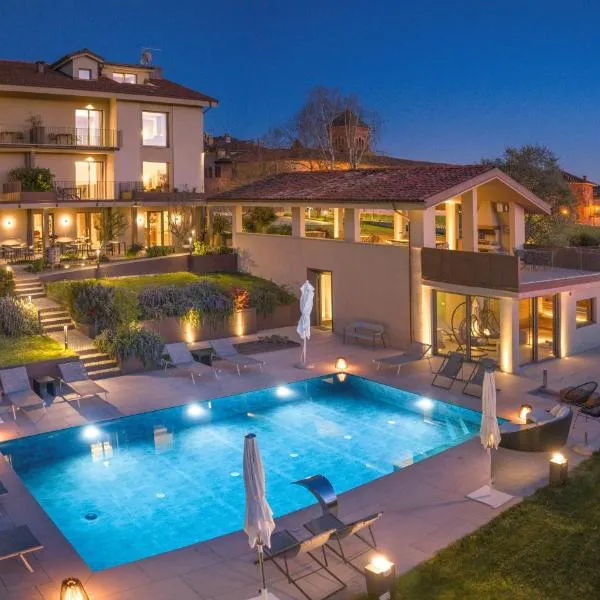 Agriturismo Speziale Wine Resort，位于Verduno的酒店