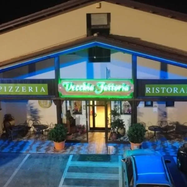 Vecchia fattoria，位于洛雷托的酒店