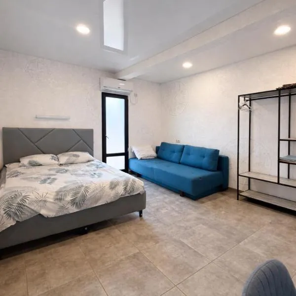 Skyroof Villa Uman，位于乌曼岛的酒店