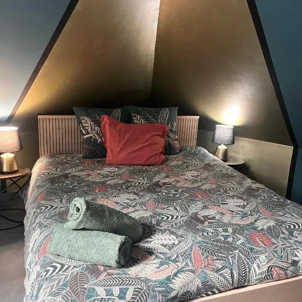 Suite l Instant suspendu maison 25m2 avec coin salon Wifi Netflix Maison Like and Love Duclair，位于Duclair的酒店