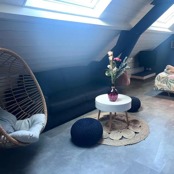 Suite la Parenthèse cosy avec salon prive 25m2 Wifi Netflix Duclair，位于Duclair的酒店