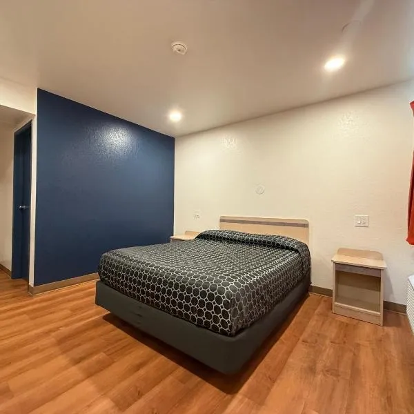 Shasta Vista Inn & Suites，位于韦德的酒店