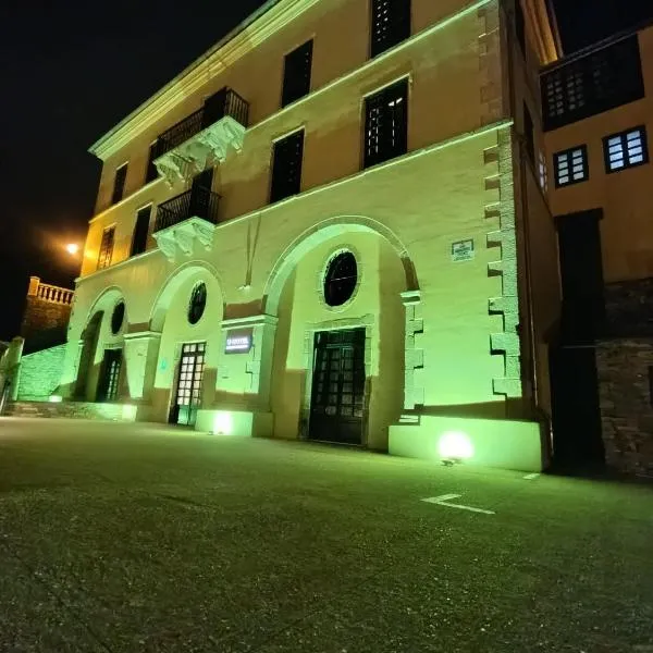 U-Hotel Aduana Ribadeo，位于里瓦德奥的酒店