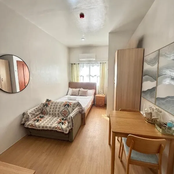 E&J Solace Studio Mactan Bayanihan Flats 2，位于Maribago的酒店