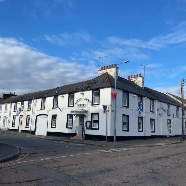 The Kings Arms Hotel，位于道格拉斯堡的酒店