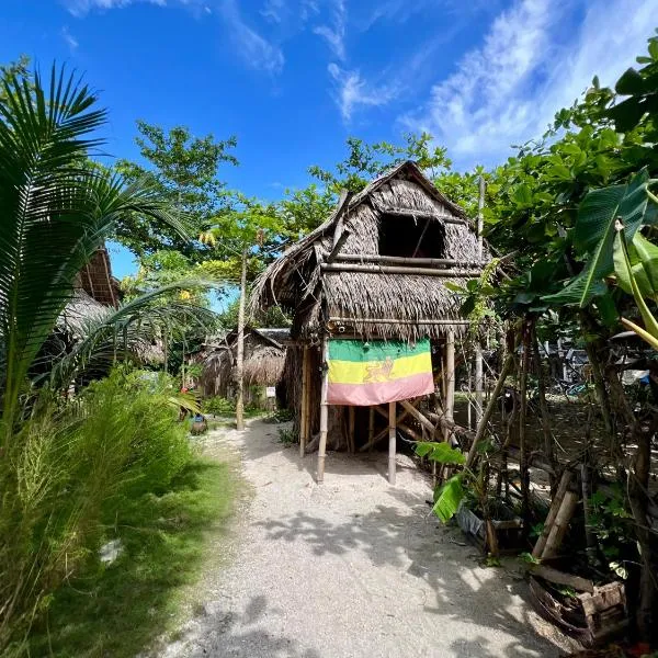 Tribal Huts Community，位于马拉帕斯加的酒店