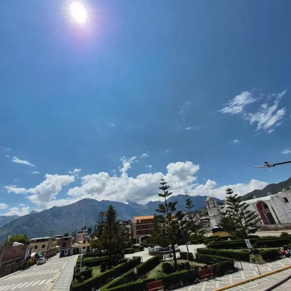 Hotel Cruz del Condor sky terrace - Plaza de armas Cabanaconde，位于卡瓦纳科德的酒店
