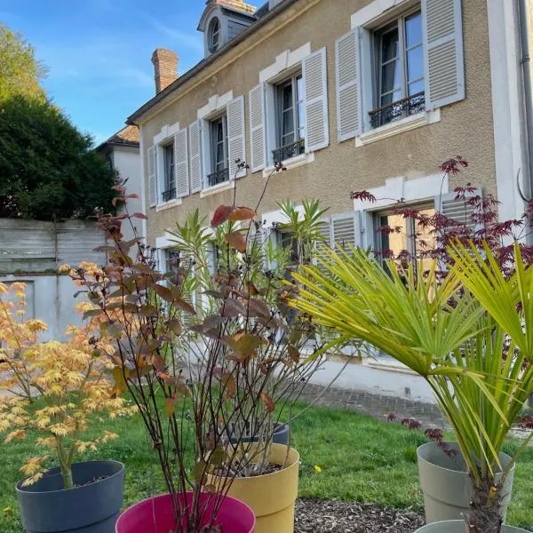 Le Petit Monde de Molly，位于Toucy的酒店
