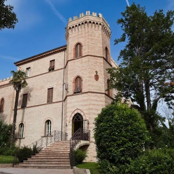 蒙特吉欧维城堡酒店，位于Rosciano的酒店