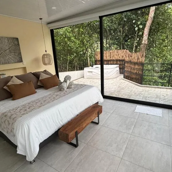 shambhala ecohotel boutique la vega，位于拉维加的酒店